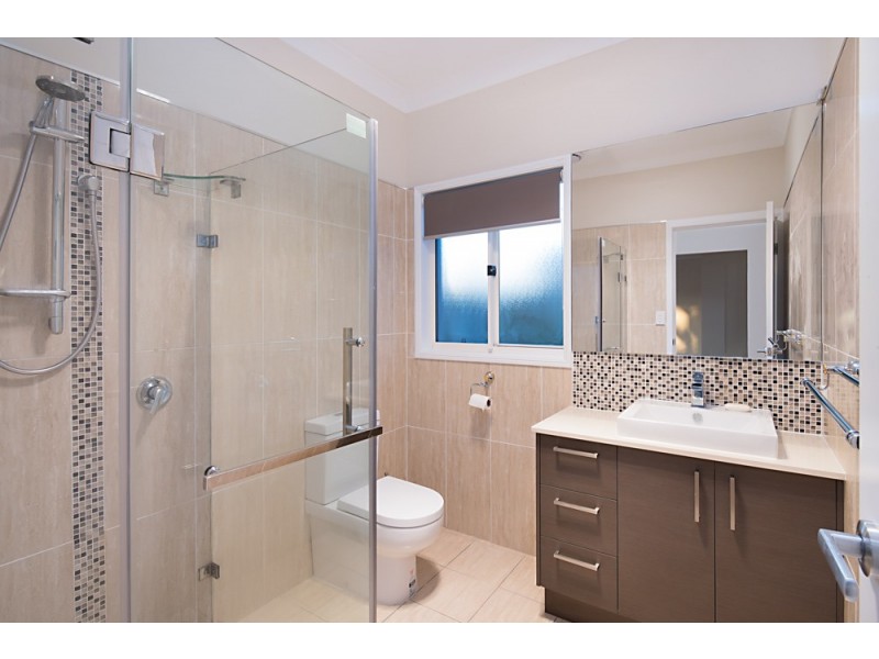 2 Skysail Court, Banksia Beach QLD 4507