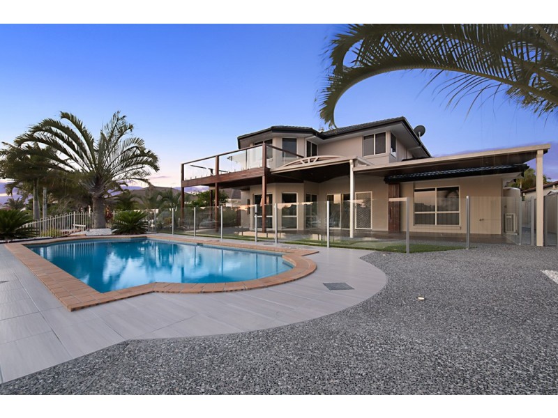 2 Skysail Court, Banksia Beach QLD 4507