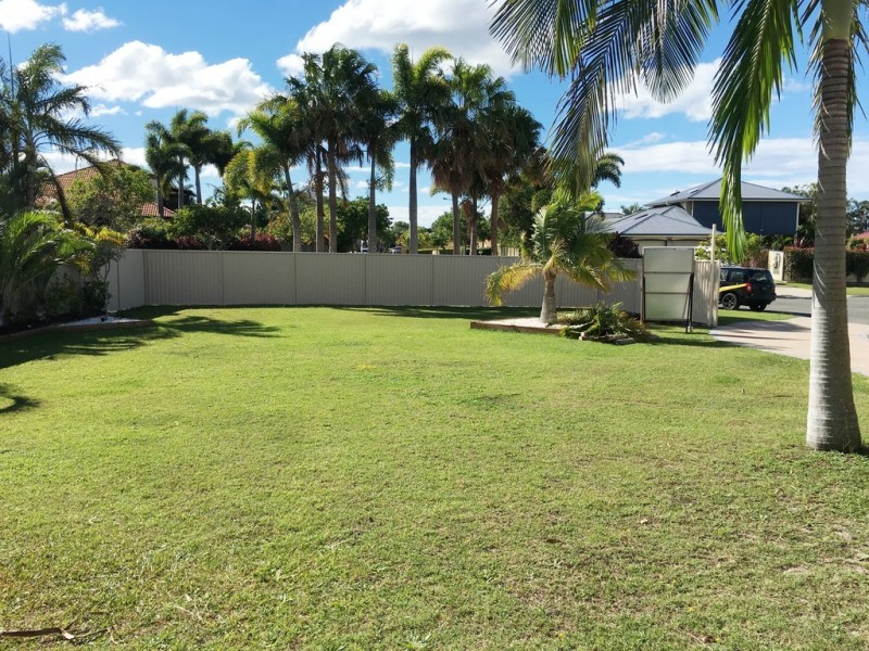 2 Skysail Court, Banksia Beach QLD 4507