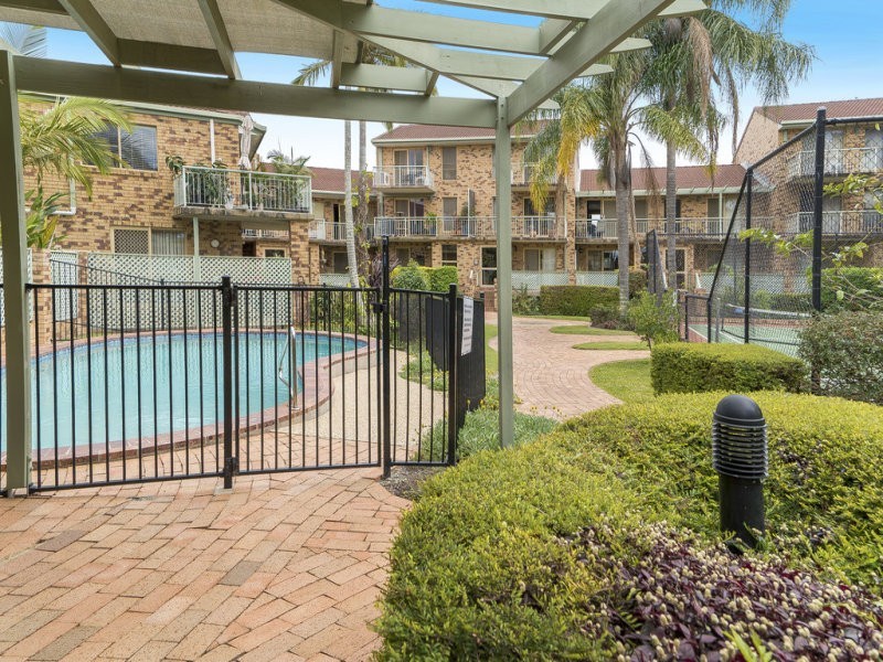 45 Marine Parade, Redcliffe QLD 4020