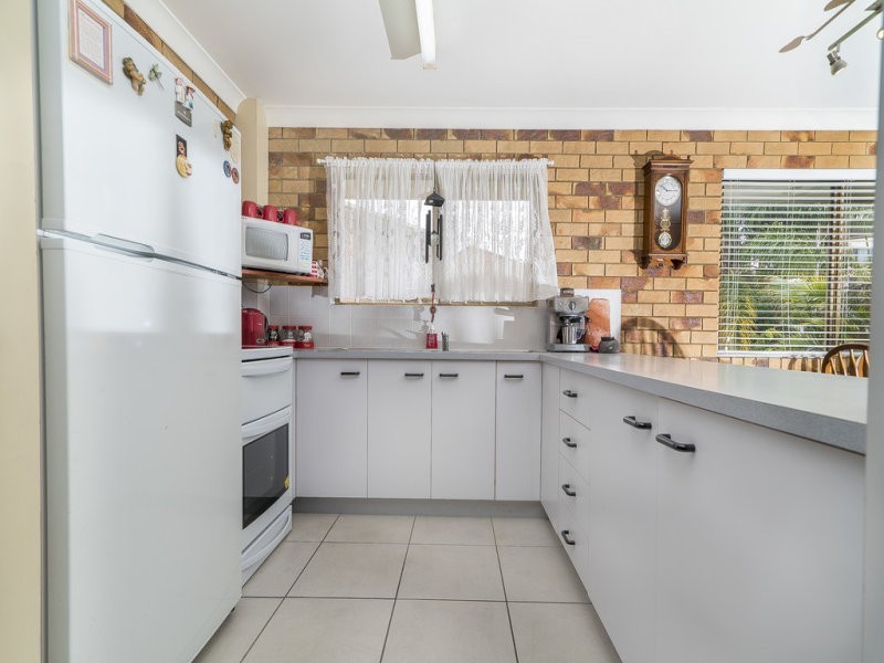 45 Marine Parade, Redcliffe QLD 4020