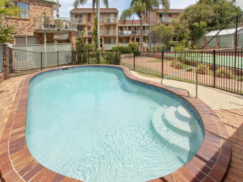 45 Marine Parade, Redcliffe QLD 4020
