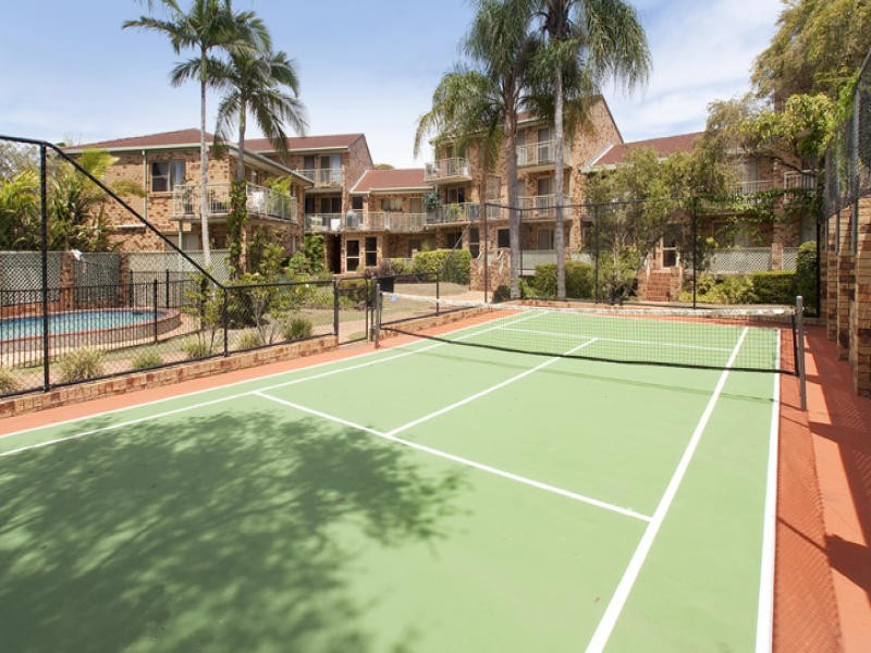 45 Marine Parade, Redcliffe QLD 4020