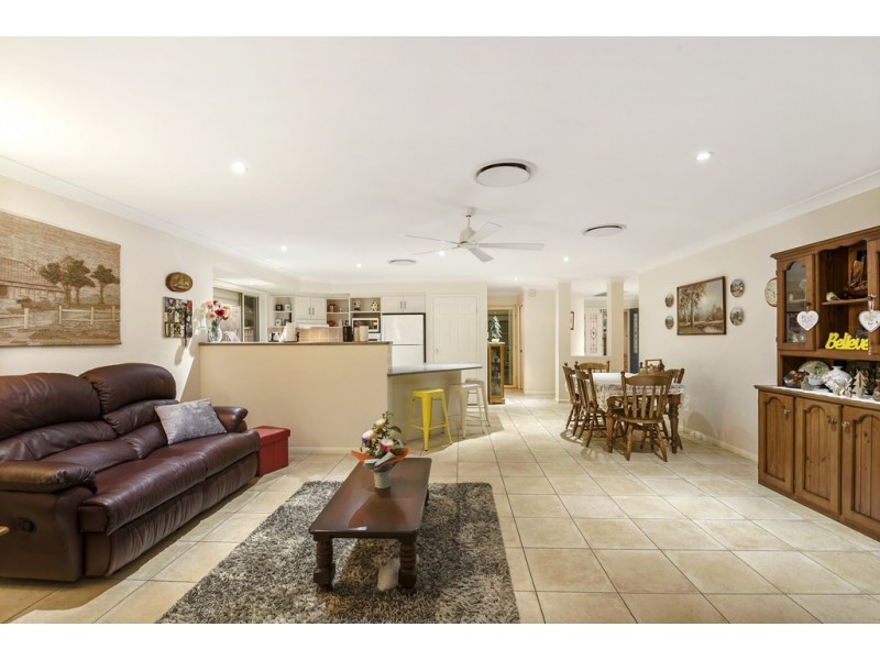 12 Bundaberg Street, Deception Bay QLD 4508