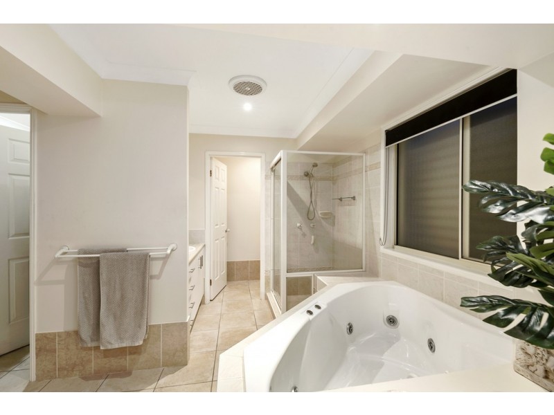 12 Bundaberg Street, Deception Bay QLD 4508