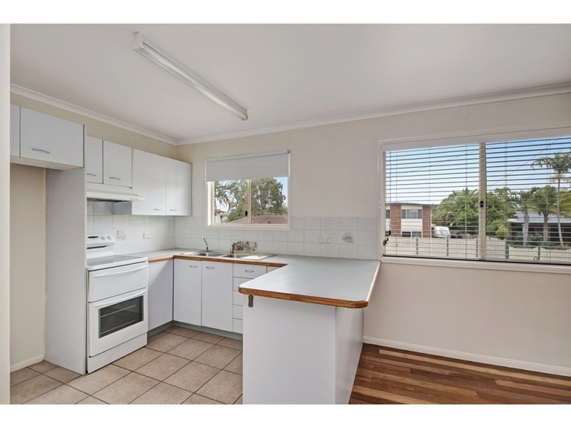 39 Seaview Parade, Deception Bay QLD 4508