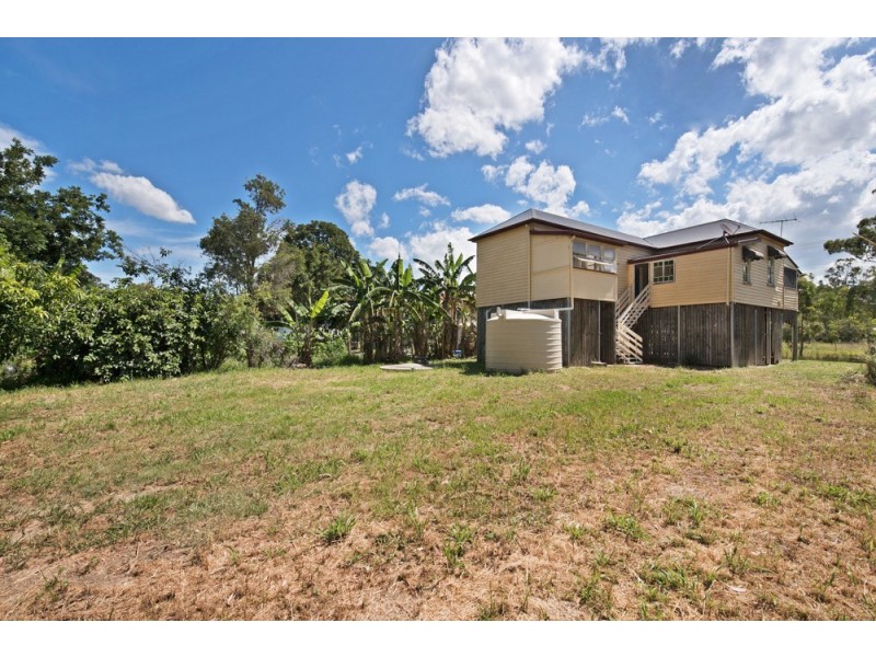 227 Smiths Road, Caboolture South QLD 4510