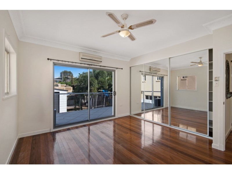 44a Oyster Point Esplanade, Scarborough QLD 4020