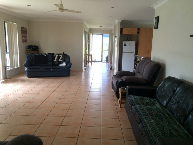 8 Tyler Place, Deception Bay QLD 4508