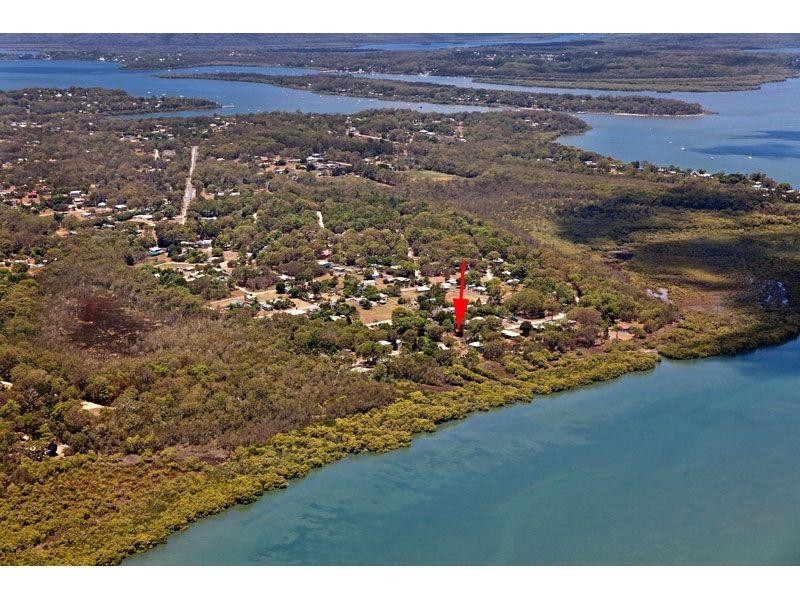 35 Charles Terrace, Macleay Island QLD 4184