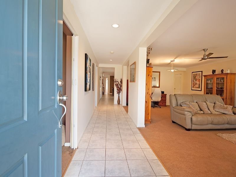 4 Cannaway Street, North Lakes QLD 4509