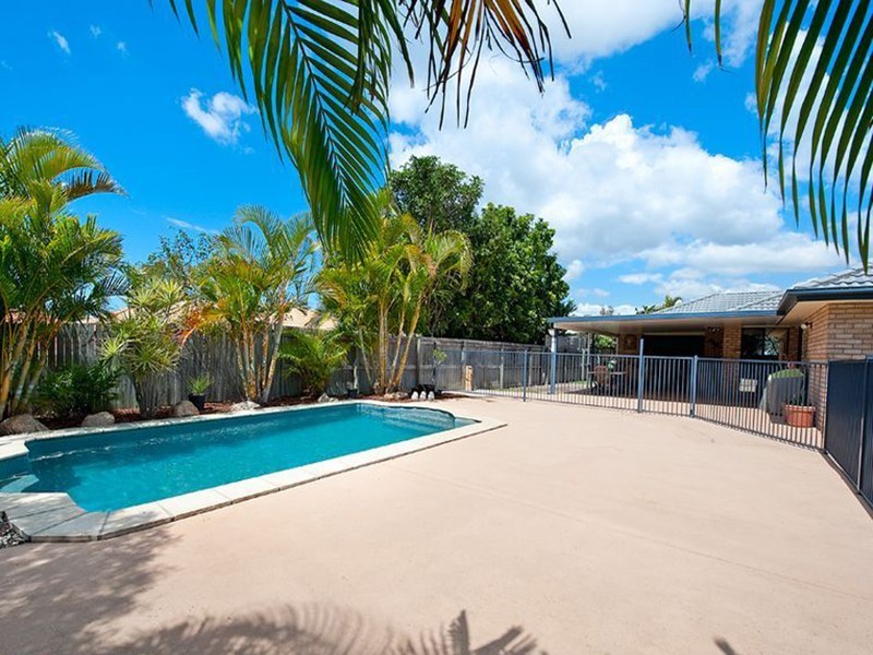 4 Cannaway Street, North Lakes QLD 4509