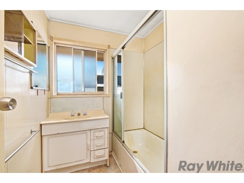 5 Donowain Drive, Deception Bay QLD 4508