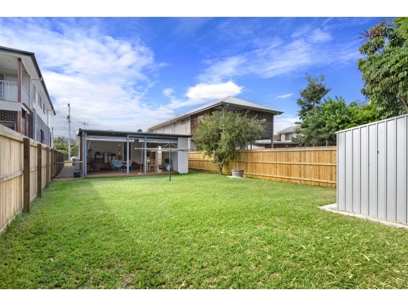 37 Bell Street, Woody Point QLD 4019