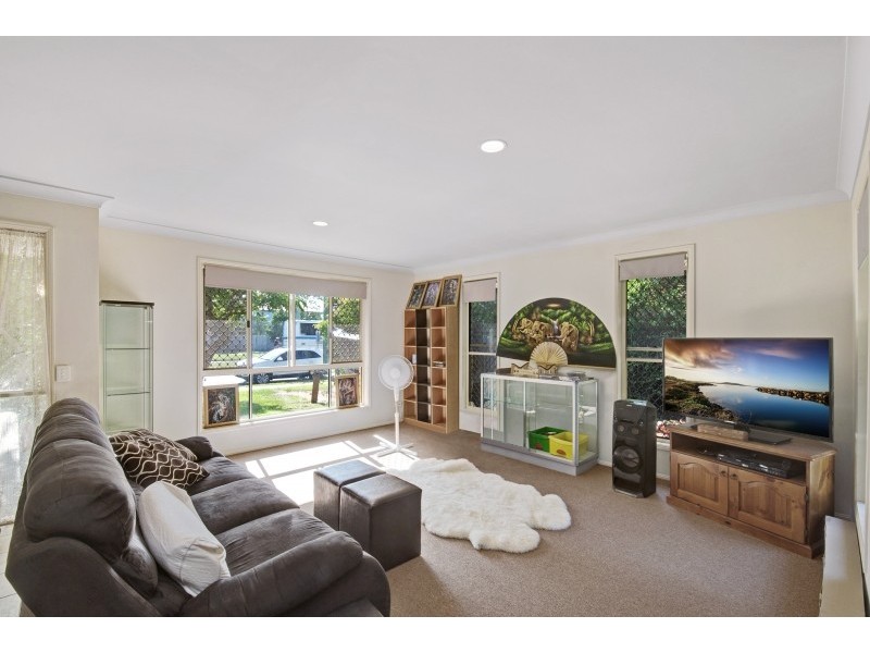 21 Lipscombe Road, Deception Bay QLD 4508