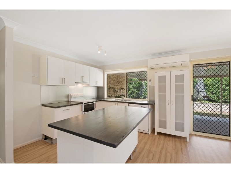 8 Jesse Court, Deception Bay QLD 4508