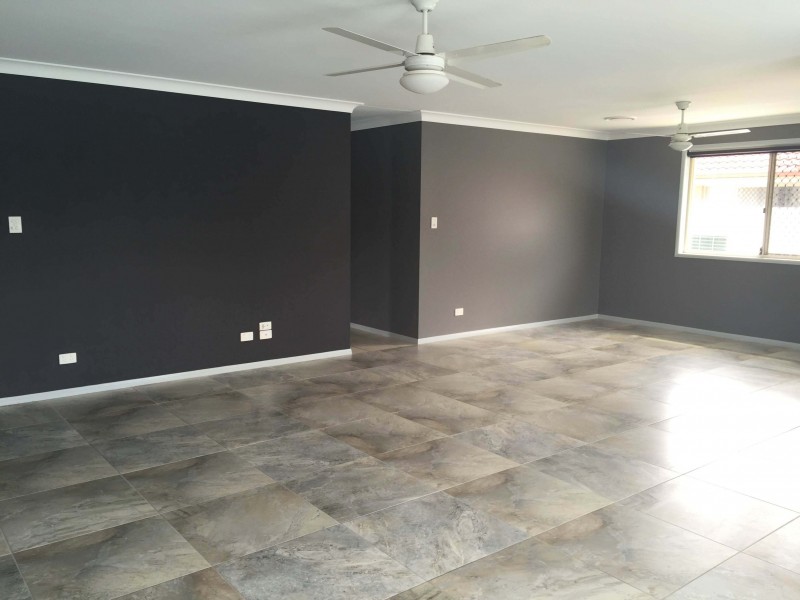 2 Courtney Street East, Rothwell QLD 4022