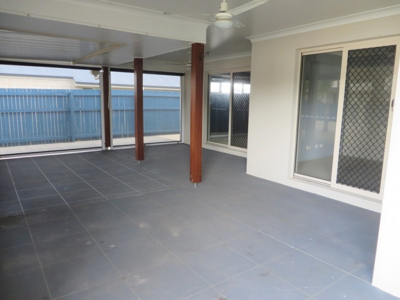 2 Courtney Street East, Rothwell QLD 4022