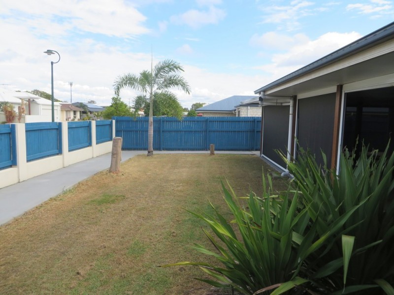 2 Courtney Street East, Rothwell QLD 4022