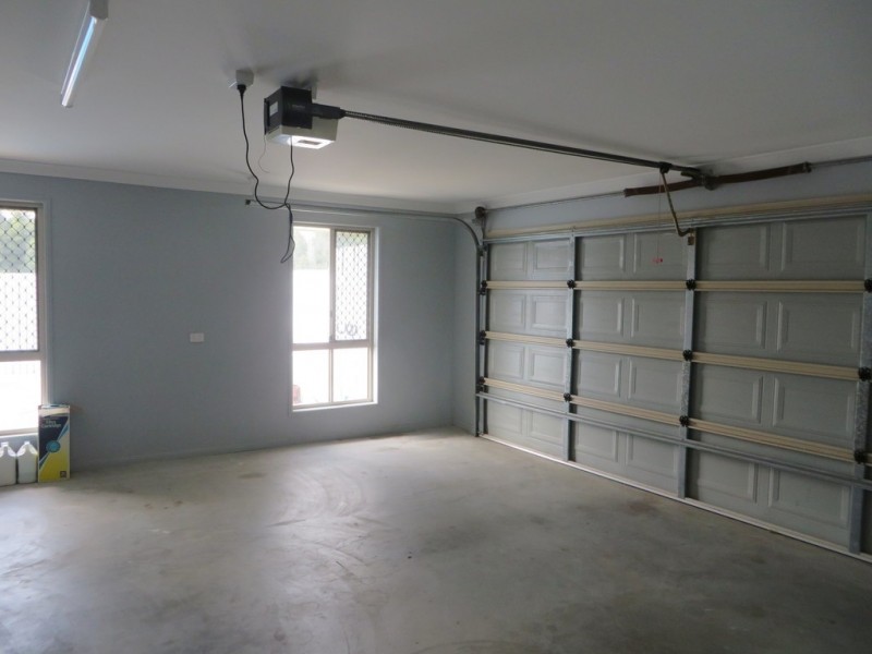 2 Courtney Street East, Rothwell QLD 4022