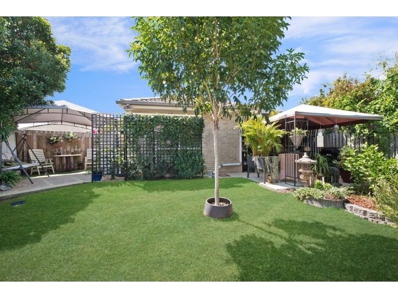 2/73 Glasshouse Circuit, Kallangur QLD 4503