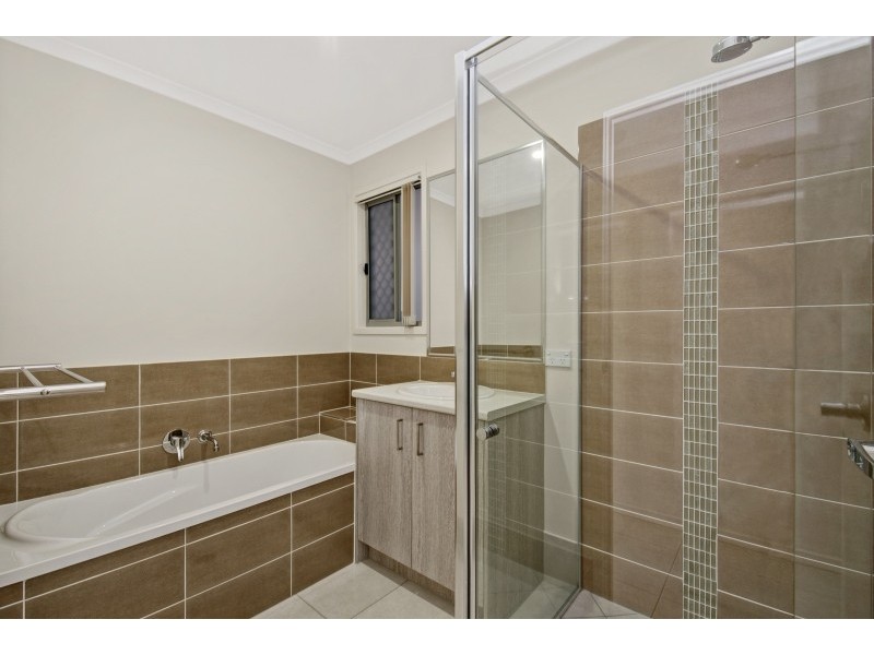 5 Holman Street, Mango Hill QLD 4509