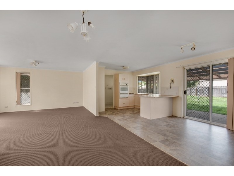25 Lipscombe Road, Deception Bay QLD 4508