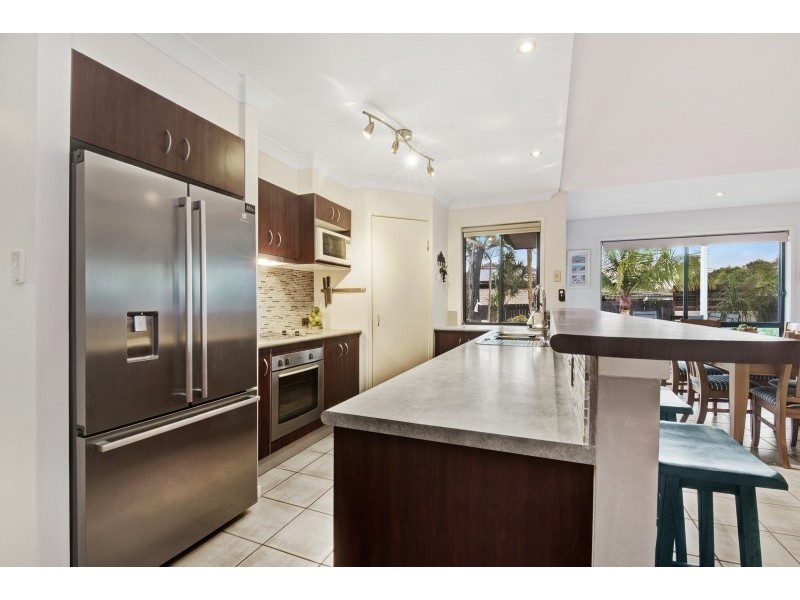 11 Zoe Place, Deception Bay QLD 4508