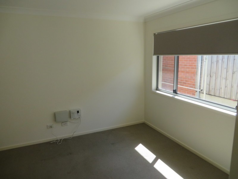 19 Jowarra Street, Kallangur QLD 4503