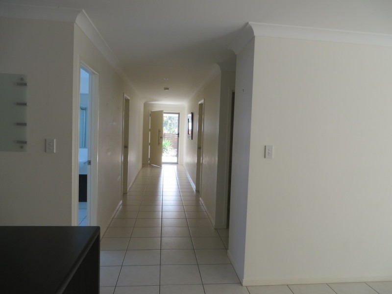 19 Jowarra Street, Kallangur QLD 4503