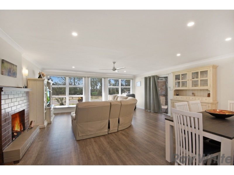 71 Captain Cook Pde, Deception Bay QLD 4508