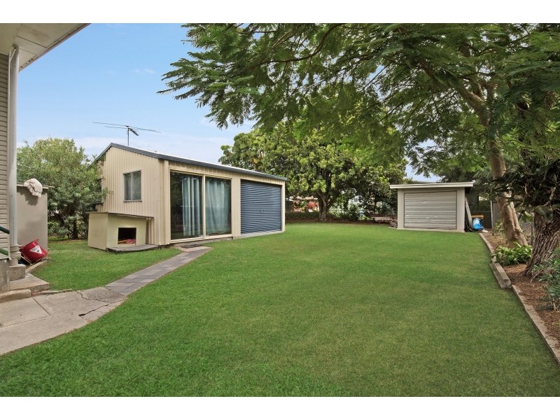 35 Captain Cook Parade, Deception Bay QLD 4508