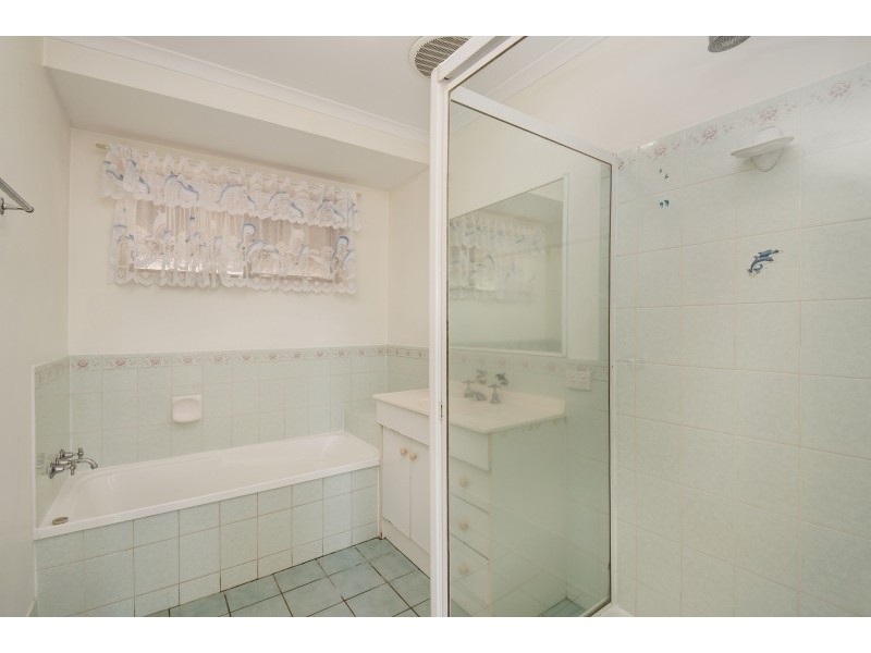 1 Surrey Court, Deception Bay QLD 4508