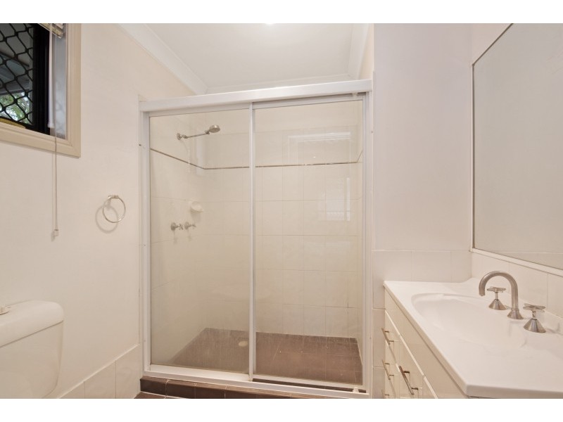 222 Sibley Road, Wynnum West QLD 4178