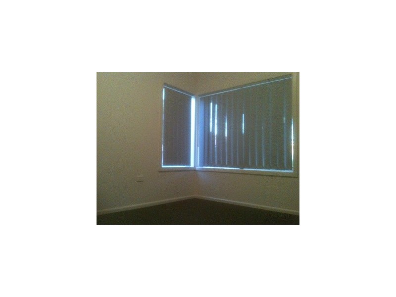 10 Tournay Street, Peakhurst NSW 2210