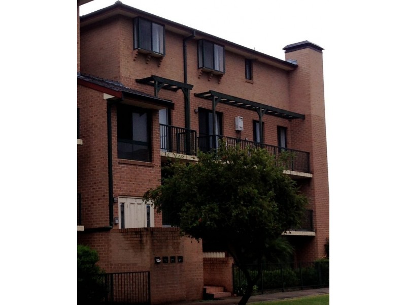 11/1  Early Street, Parramatta NSW 2150