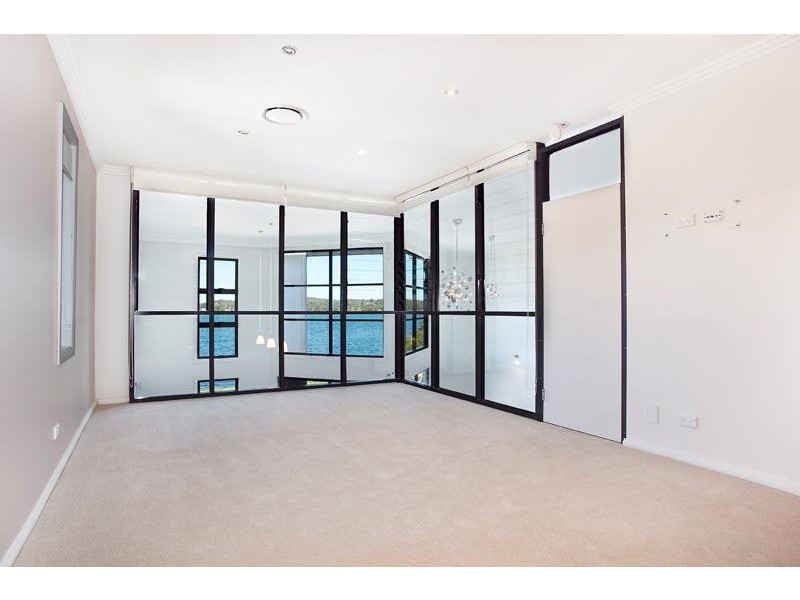 8,194 The Esplanade, Speers Point NSW 2284