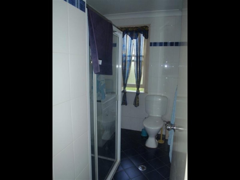 16 Quist Av, Lurnea NSW 2170