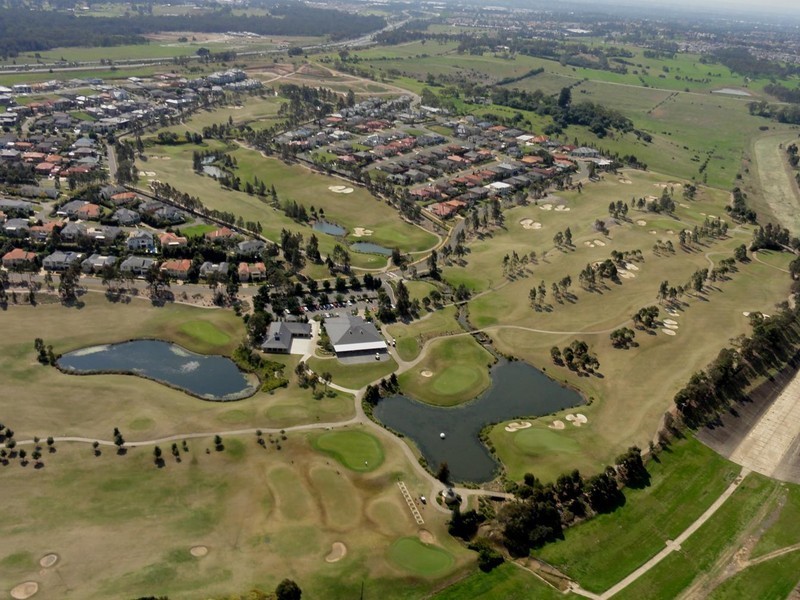 Macquarie Links NSW 2565