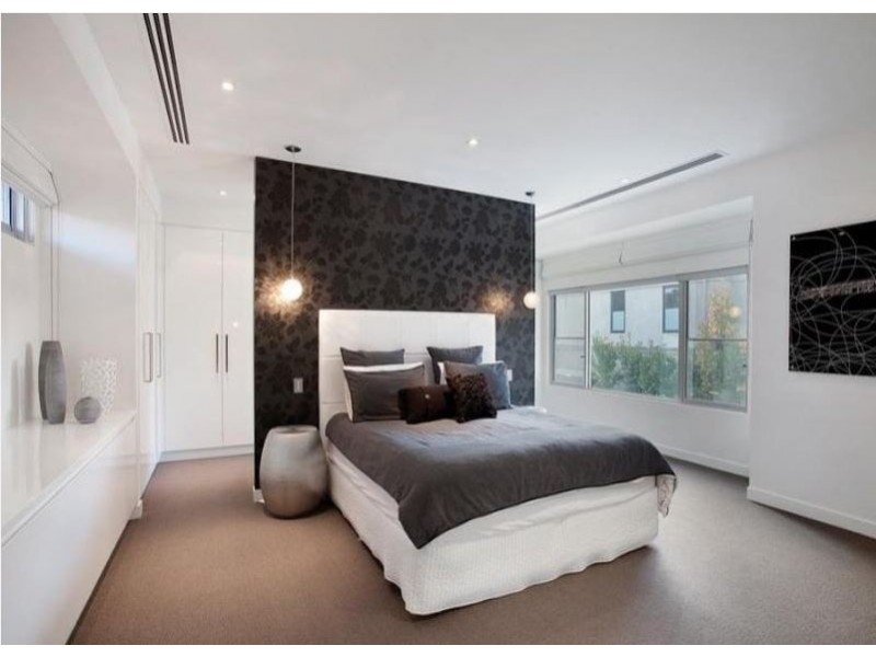 Potts Hill NSW 2143