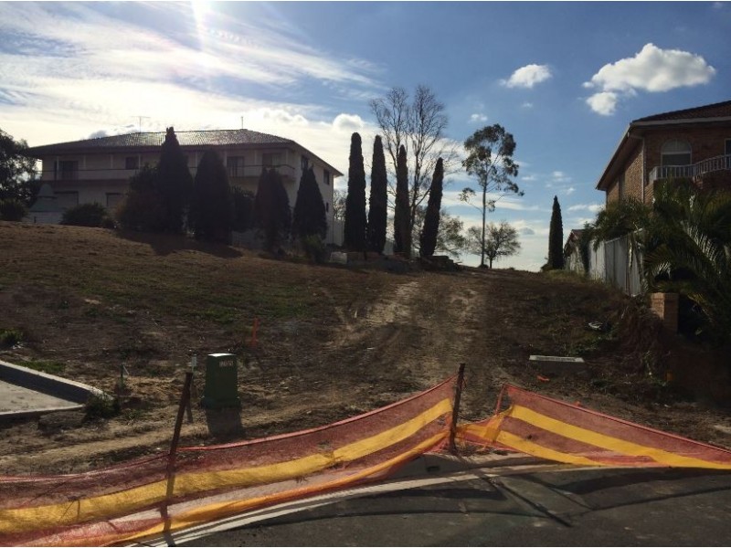 Edensor Park NSW 2176