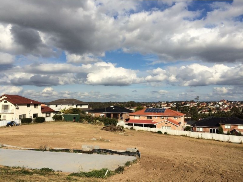 Edensor Park NSW 2176