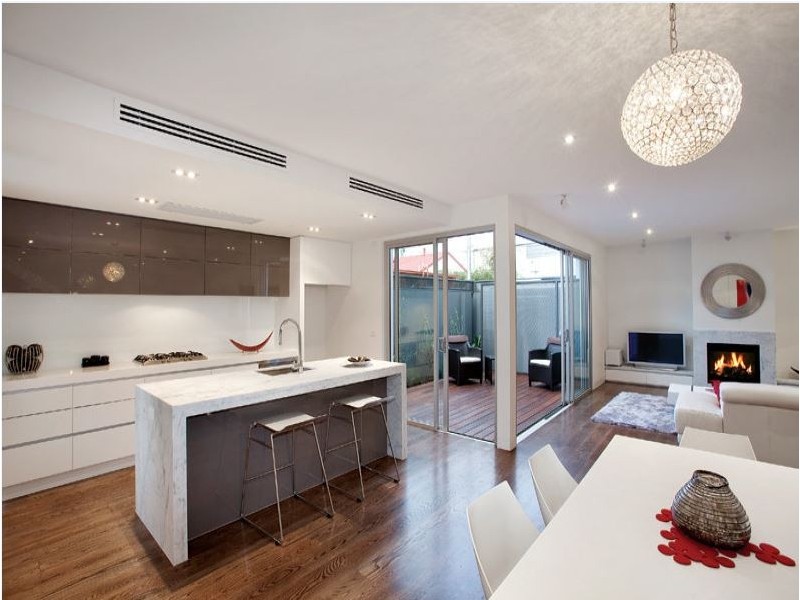 8 Wilding, Edensor Park NSW 2176