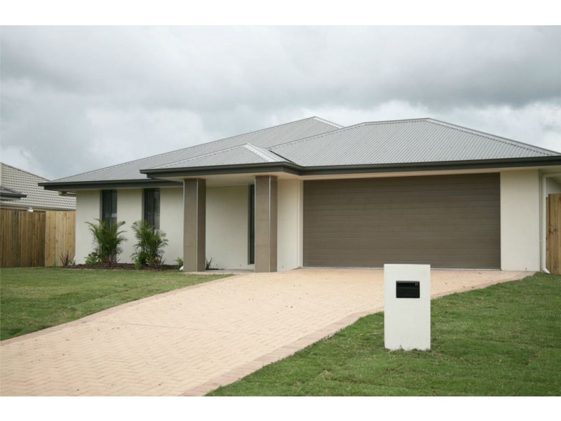 4 Nickel Street, Pimpama QLD 4209