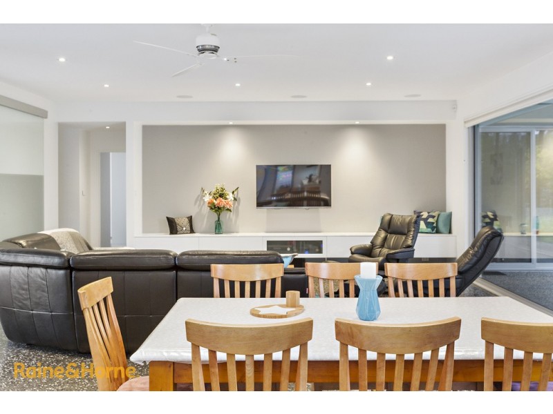 64 Burwood Drive, Blackmans Bay TAS 7052