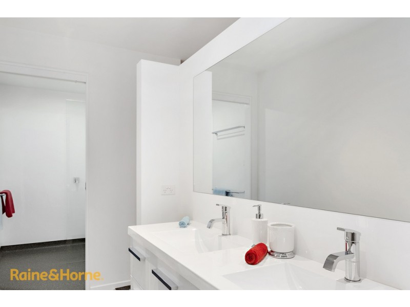 64 Burwood Drive, Blackmans Bay TAS 7052