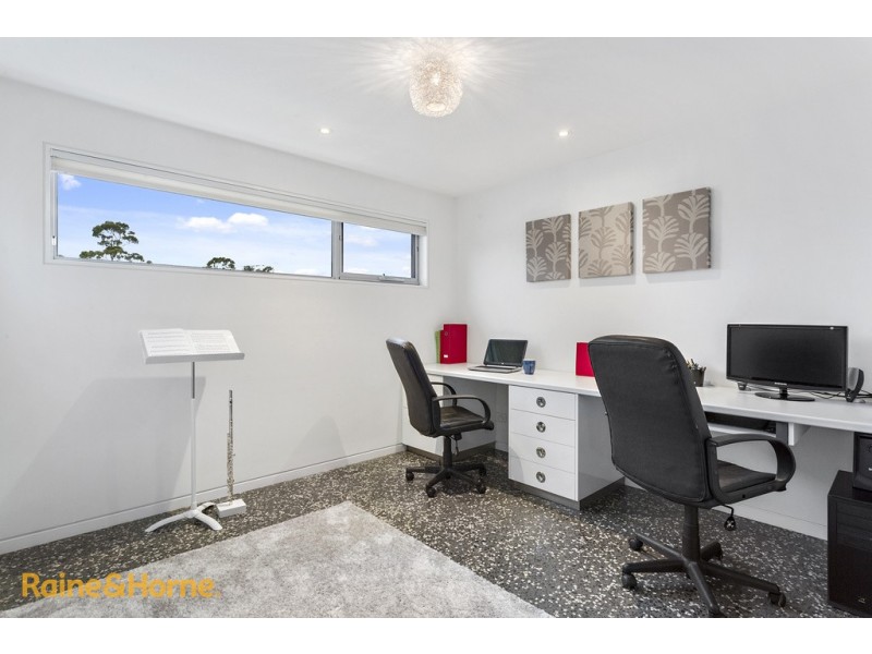 64 Burwood Drive, Blackmans Bay TAS 7052