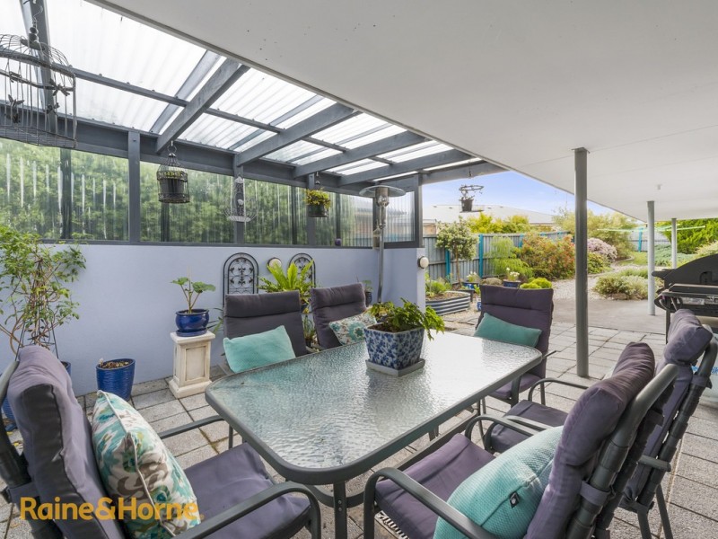 12 Adelong Drive, Kingston TAS 7050