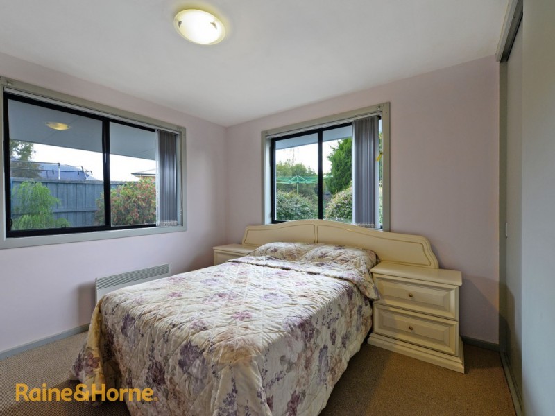 12 Adelong Drive, Kingston TAS 7050