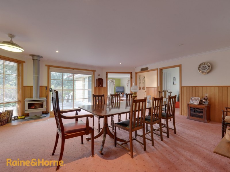 18 Burwood Drive, Blackmans Bay TAS 7052